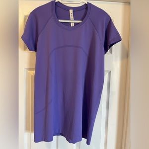 Lululemon Swiftly Tech Short Sleeve 2.0. EUC